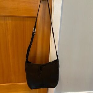 CARV London Nomad Midi Bucket Bag